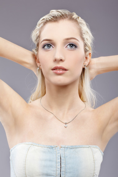 美麗的金發(fā)女孩圖片