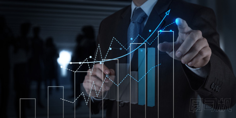 商人手與新現(xiàn)代計(jì)算機(jī)和業(yè)務(wù)的工作