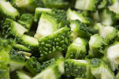 切好的苦瓜圖片