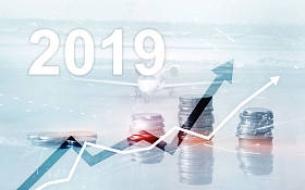 堆栈的硬币金融和银行, 投资概念。2019年业务增长年