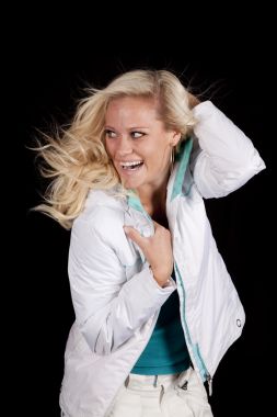 回头看女人白色外套图片 回头看女人白色外套图片