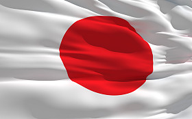 挥舞着日本国旗图片