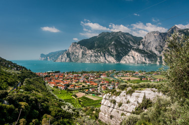 加尔达湖 (Lago di Garda)