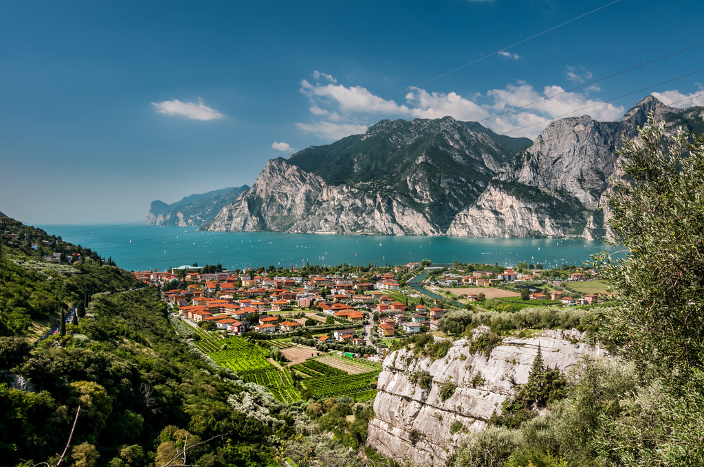 加尔达湖 (Lago di Garda)