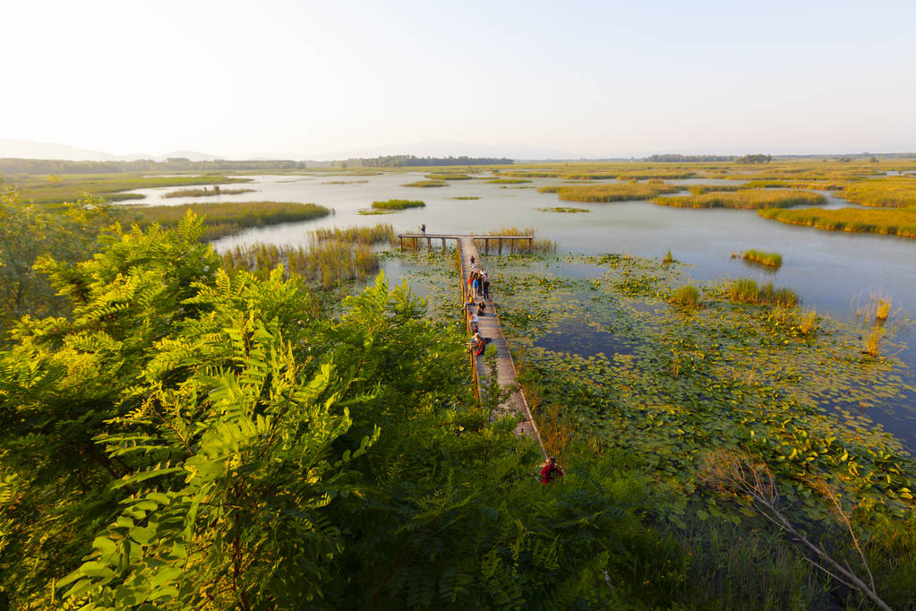 埃夫特尼湖和景观/杜斯