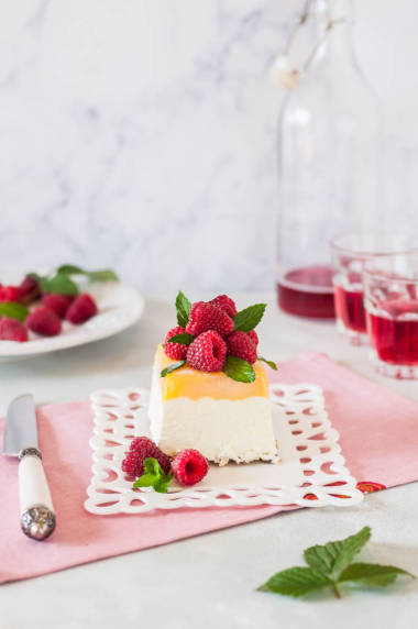 檸檬半弗瑞多與樹莓圖片