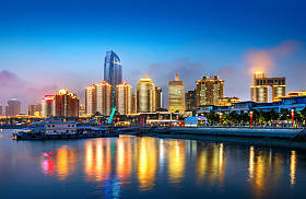 青岛城市夜景中国照片