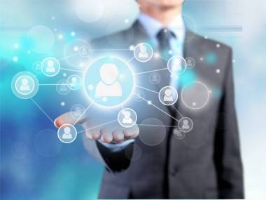 商人將數(shù)字圖標(biāo)指向背景、商業(yè)理念, 關(guān)閉