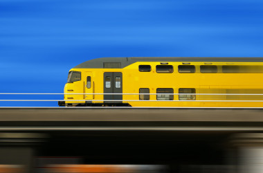 高速列車上背景模糊