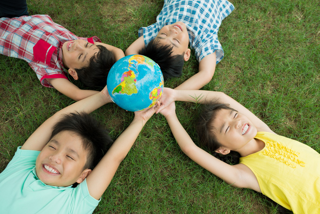 世界上的朋友图片