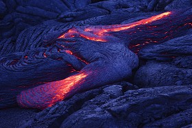 火山熔岩图片