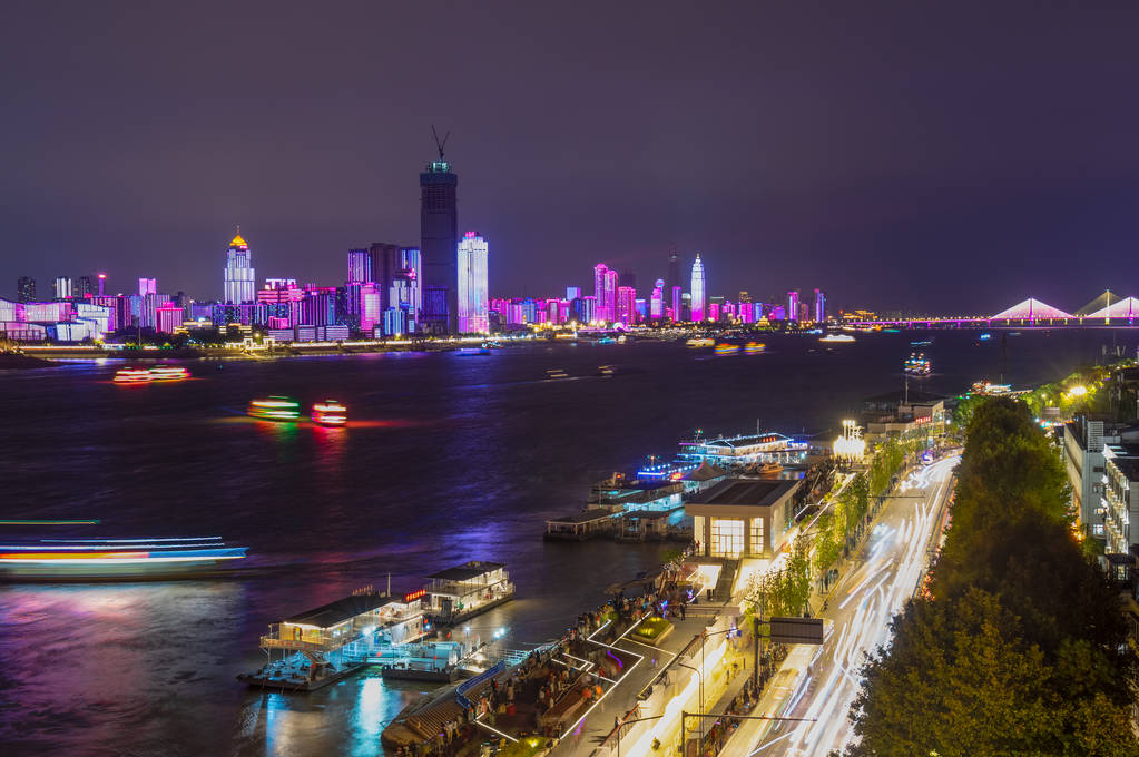 武汉长江和城市夜景图片