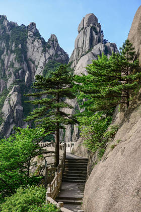 黄山黄山安徽南部的一个山脉