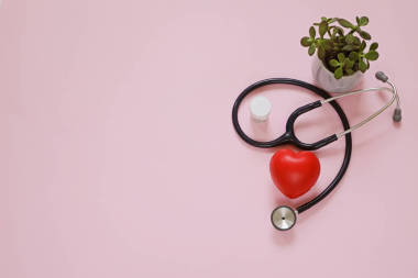 醫(yī)生工作場所,藥物平鋪:鋼絲繩,度計(jì),粘度計(jì). 復(fù)制空間