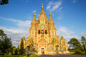 sts。在 petergof、 圣彼得堡、 rus 彼得和保罗大教