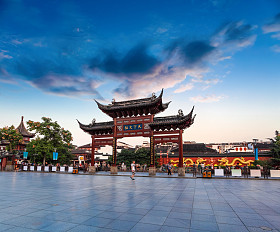 南京夫子庙在黄昏图片