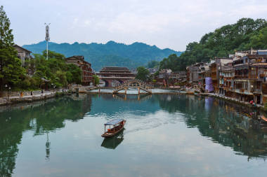 湖南日下的鳳凰古鎮(zhèn)圖片