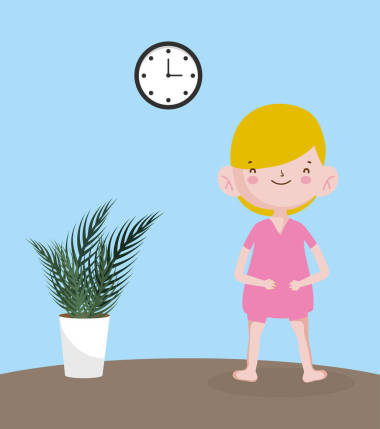 小孩的日子，小男孩帶著盆栽和鐘表