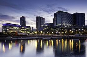 旋Salford