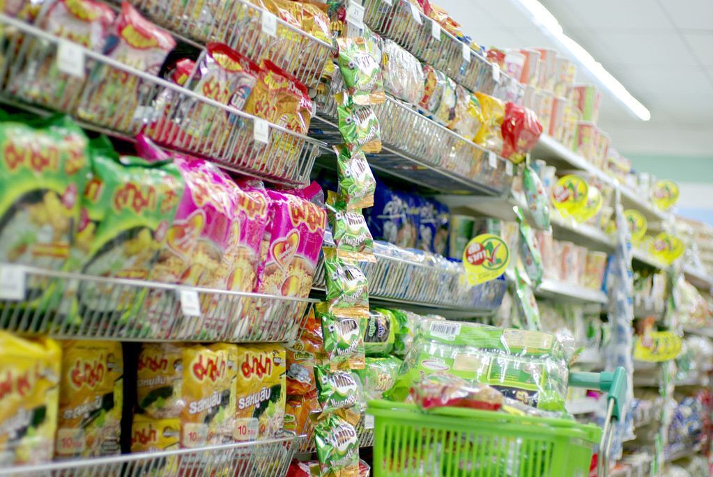 食品在超市中的