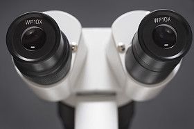 实验室显微镜背景