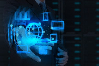 商人手显示云网络图片