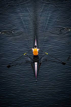 男子单人赛艇比赛