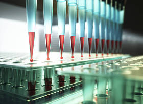 多通道Pipette微生物学实验室科学与技术