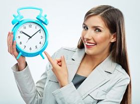 吉妮丝女性时间观念的画像。白色的背景