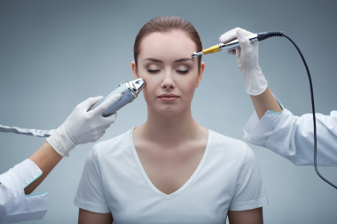 全副武裝的軍人的概念