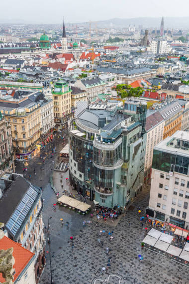 從圣史提芬大教堂塔樓俯瞰維也納老城