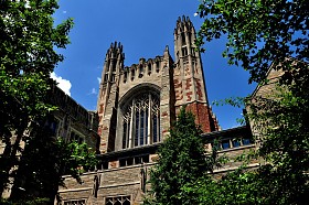 纽黑文，ct： 英镑在耶鲁大学法学院