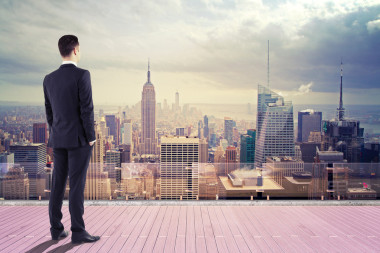 看著城市的商人