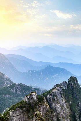 黄山秀丽的自然风光
