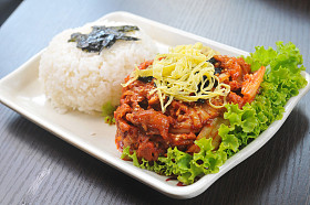 石锅拌饭图片