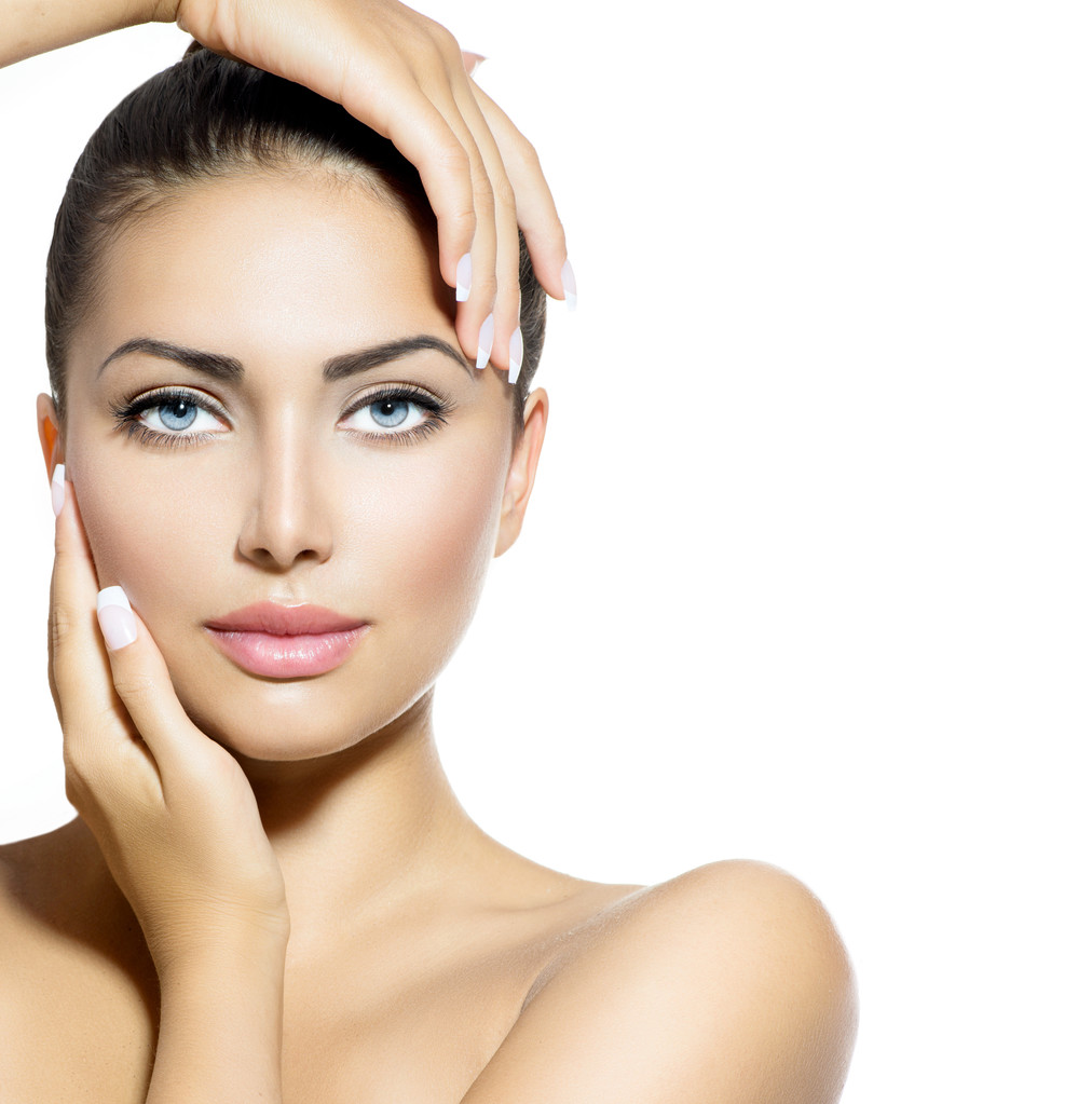 美的肖像。美丽 spa 女人抚摸她的脸 美的肖像。美丽 spa 女人抚摸她的脸