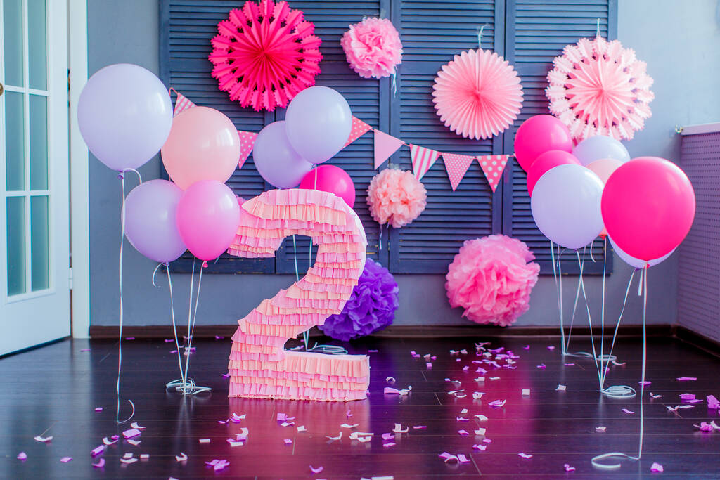 女孩子用的装饰墙照片