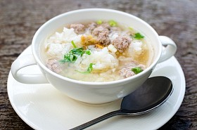 猪肉煮的稀饭