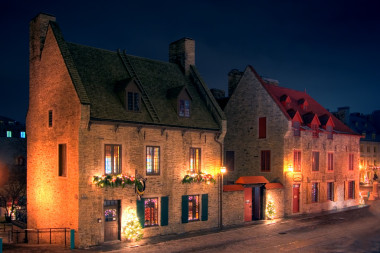 兩個老房子圖片