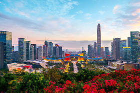 深圳市天际线与建筑景观夜幕