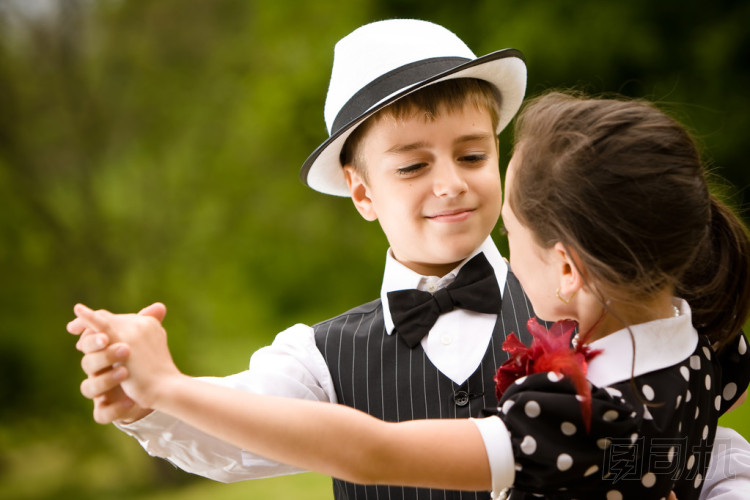 讓我們跳舞吧!圖片