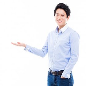 亚洲人送礼物