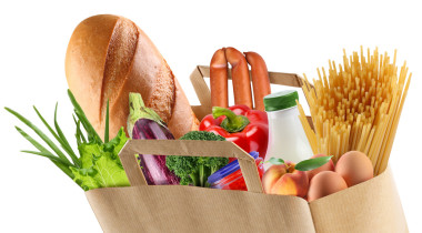 紙袋裝在白色背景上的食物