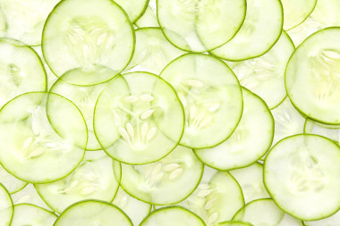 新鮮黃瓜和切片