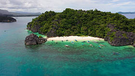 Caramoan 群岛南甘马缨岛菲律宾