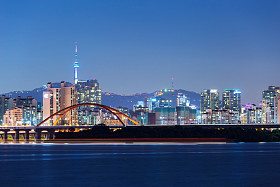 首尔的天际线照片