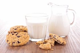 饼干和牛奶