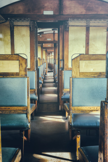 上個世紀(jì)鐵路汽車內(nèi)飾