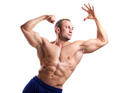 健美。男人和他强大的身体