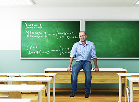 老师在课堂上图片